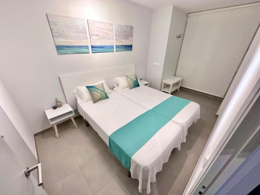 Roses Apartments - Marivent Екстериор снимка